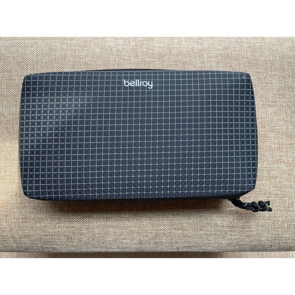 Bellroy Tech Kit Arcade Grey Pristine Custom Paracord YKK - Tech, Travel, EDC